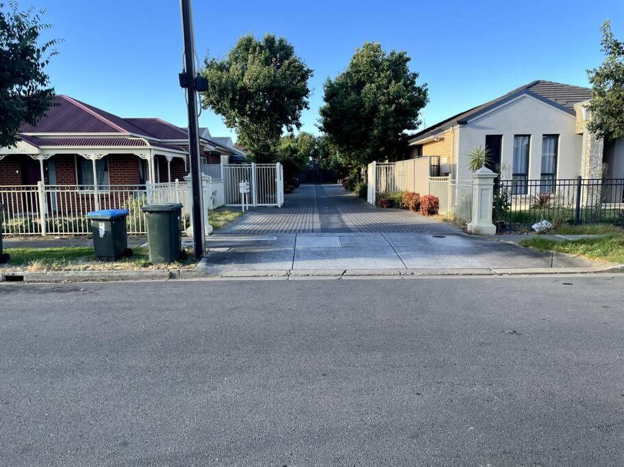 Tasha'S Apartments In Angle Park - N38 Woodville Exterior photo